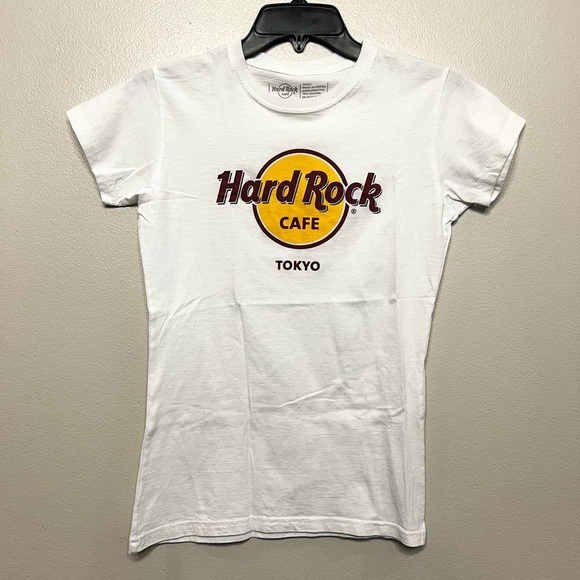 Hard Rock Cafe Tops - Hard Rock‎ Cafe Tokyo Vintage Y2K 90s White Cotton Tee Size Small